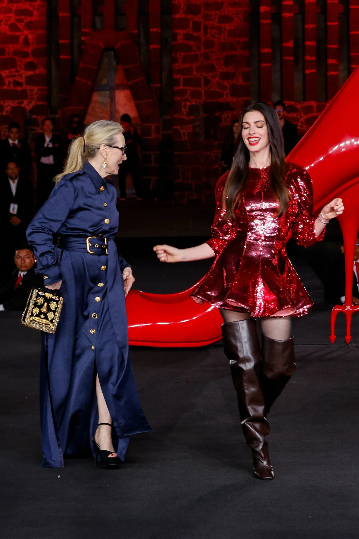 メキシコシティ・プレミアのメリル・ストリープとアン・ハサウェイ