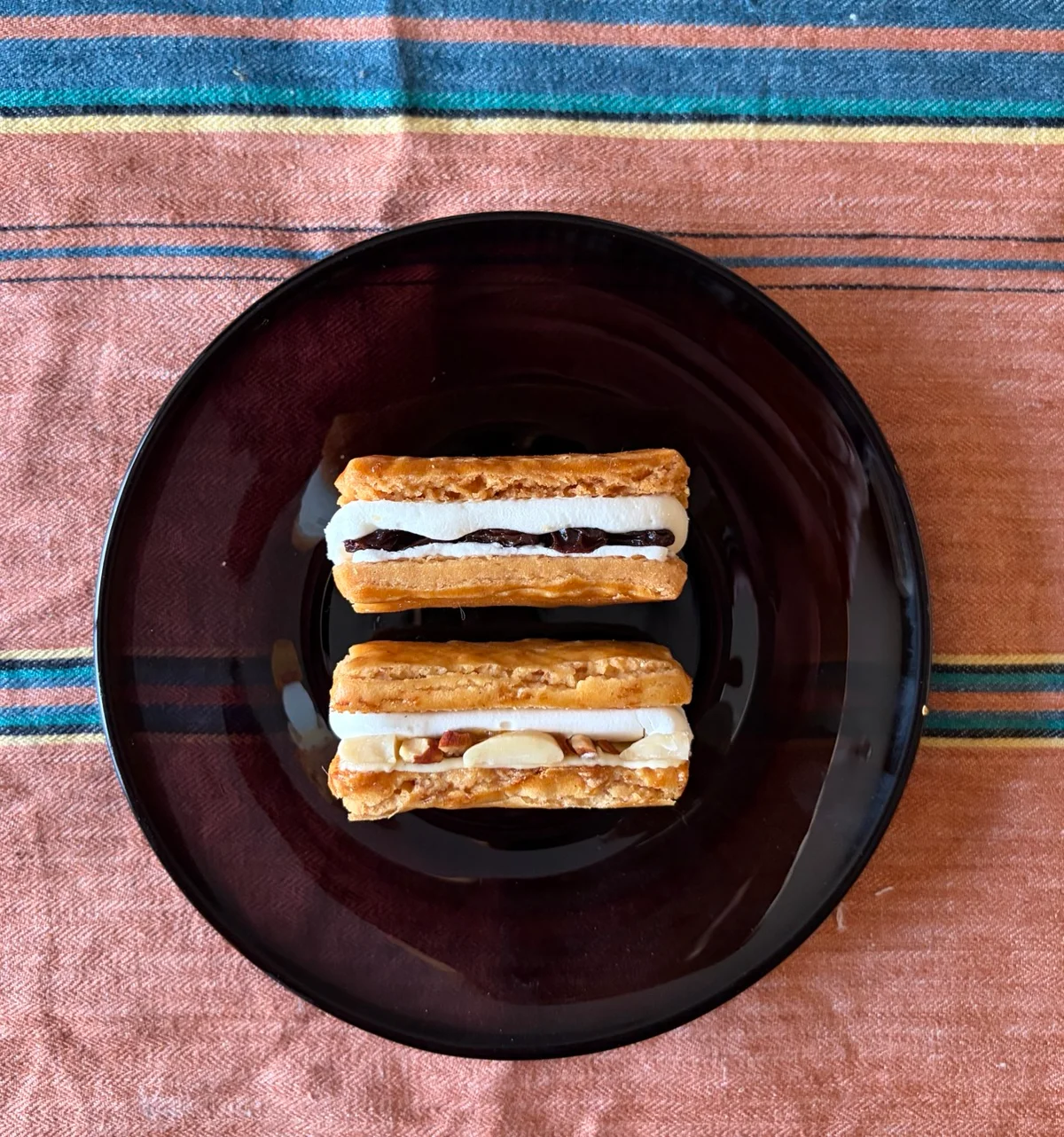 「DEAN&DELUCA」限定「(NO) RAISIN SANDWICH」のスイーツサンド