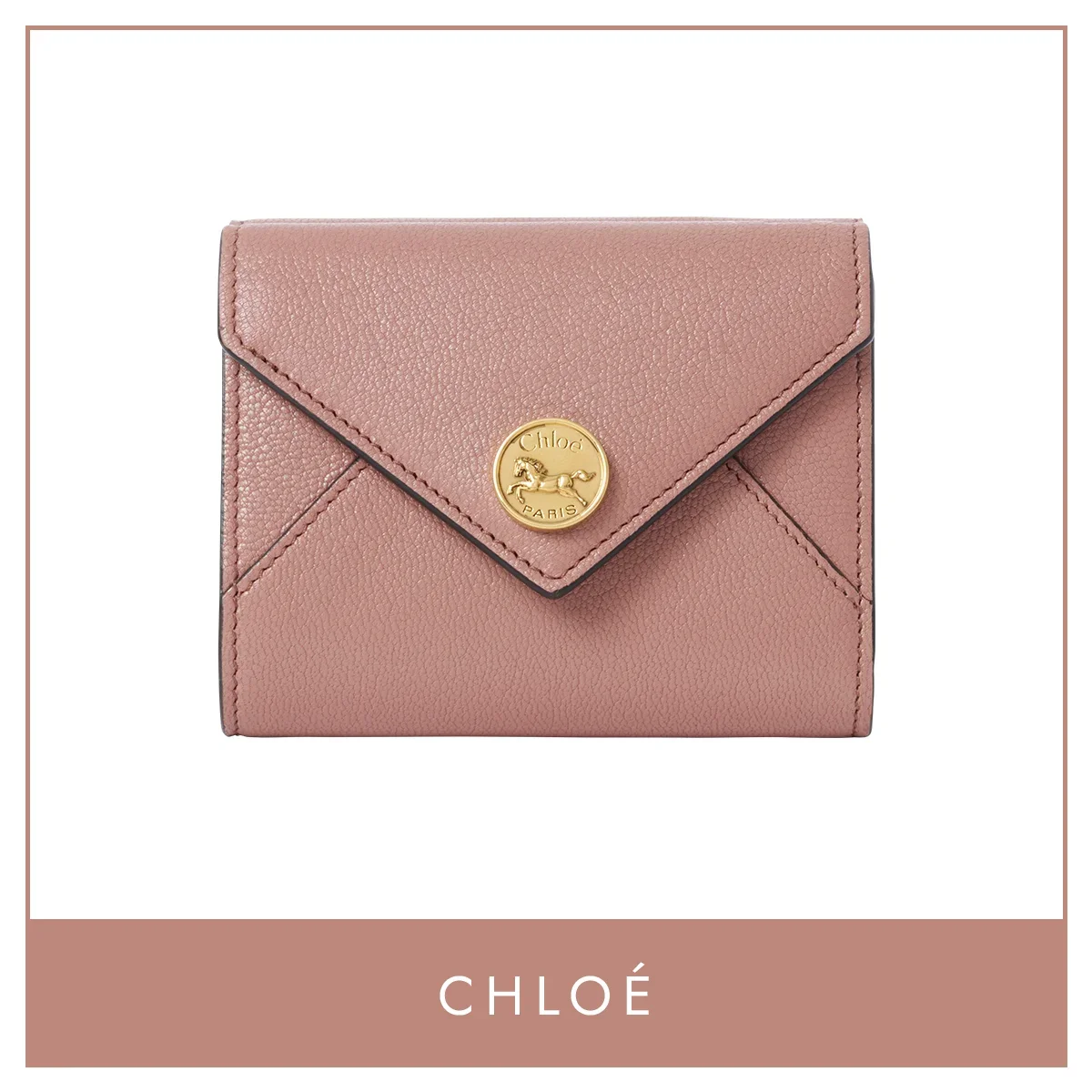財布　クロエ　「グレインレザー製Envelopeスモールトリフォールド」〈H10×W11cm〉￥89,100