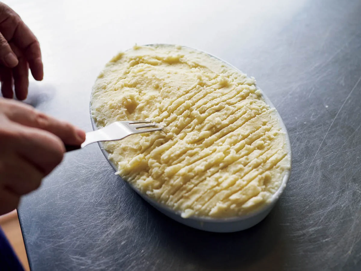 【長尾智子の旅する食卓｜レシピ】イギリスのシェパーズパイ