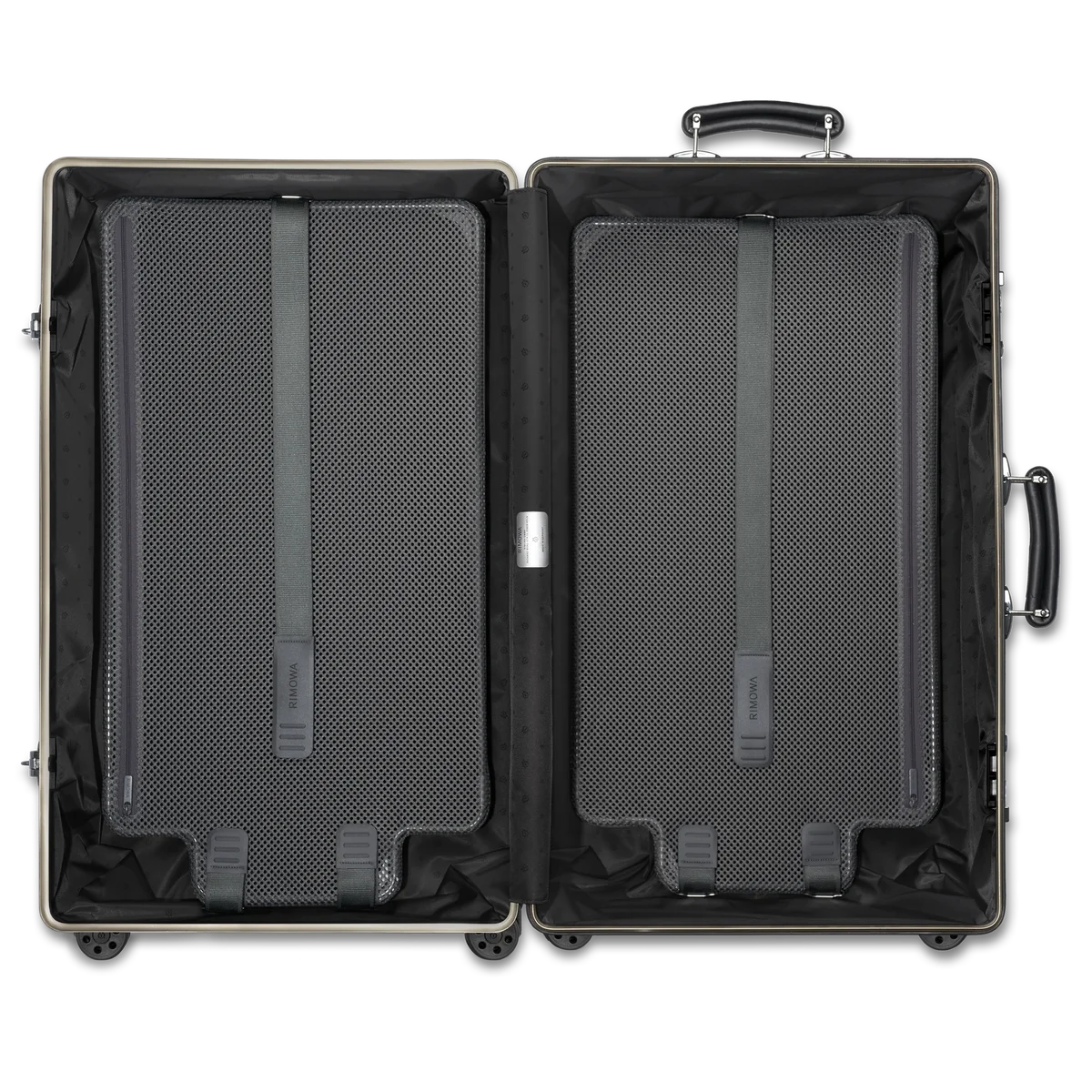 リモワ CLASSIC トランク チタニウムの画像