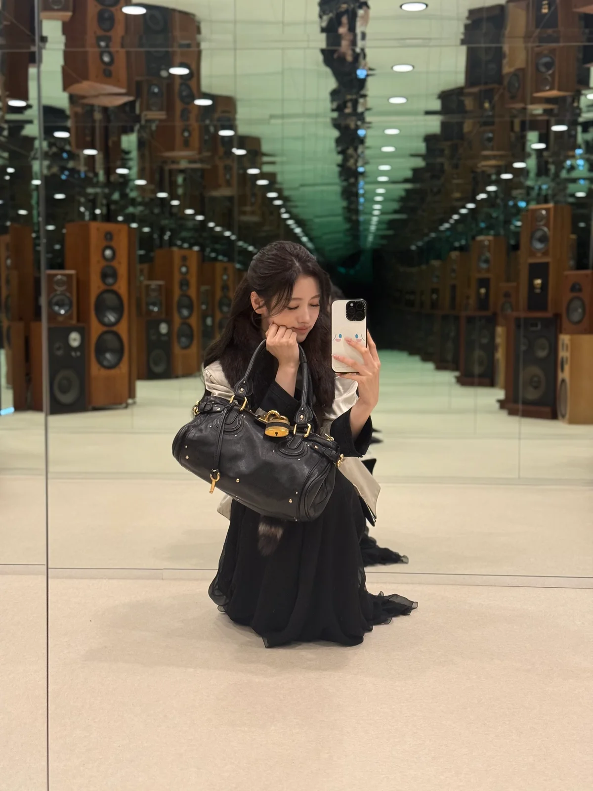 MEOVV ミヤオ　ANNA　アンナ　SPUR独占フォト　クロエ表参道でのイベント写真