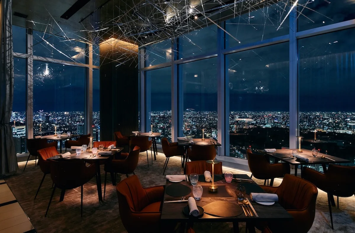 地上250mの絶景とともに、珠玉のクリスの画像_6