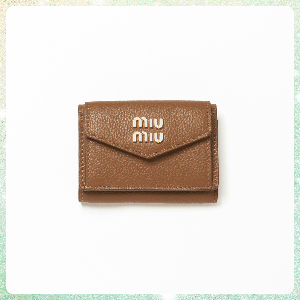 ミュウミュウ　miumiu　財布〈H7×W10〉￥68,200（予定価格）
