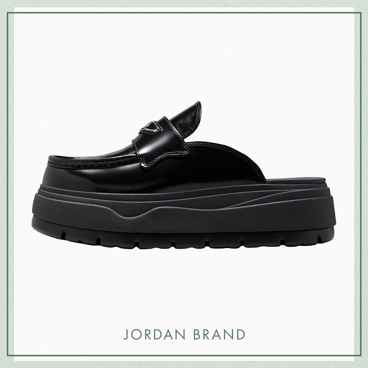 2026年トレンドのスニーカーローファー　ナイキ「エア ジョーダン ミュール」〈ヒール6cm〉¥22,330