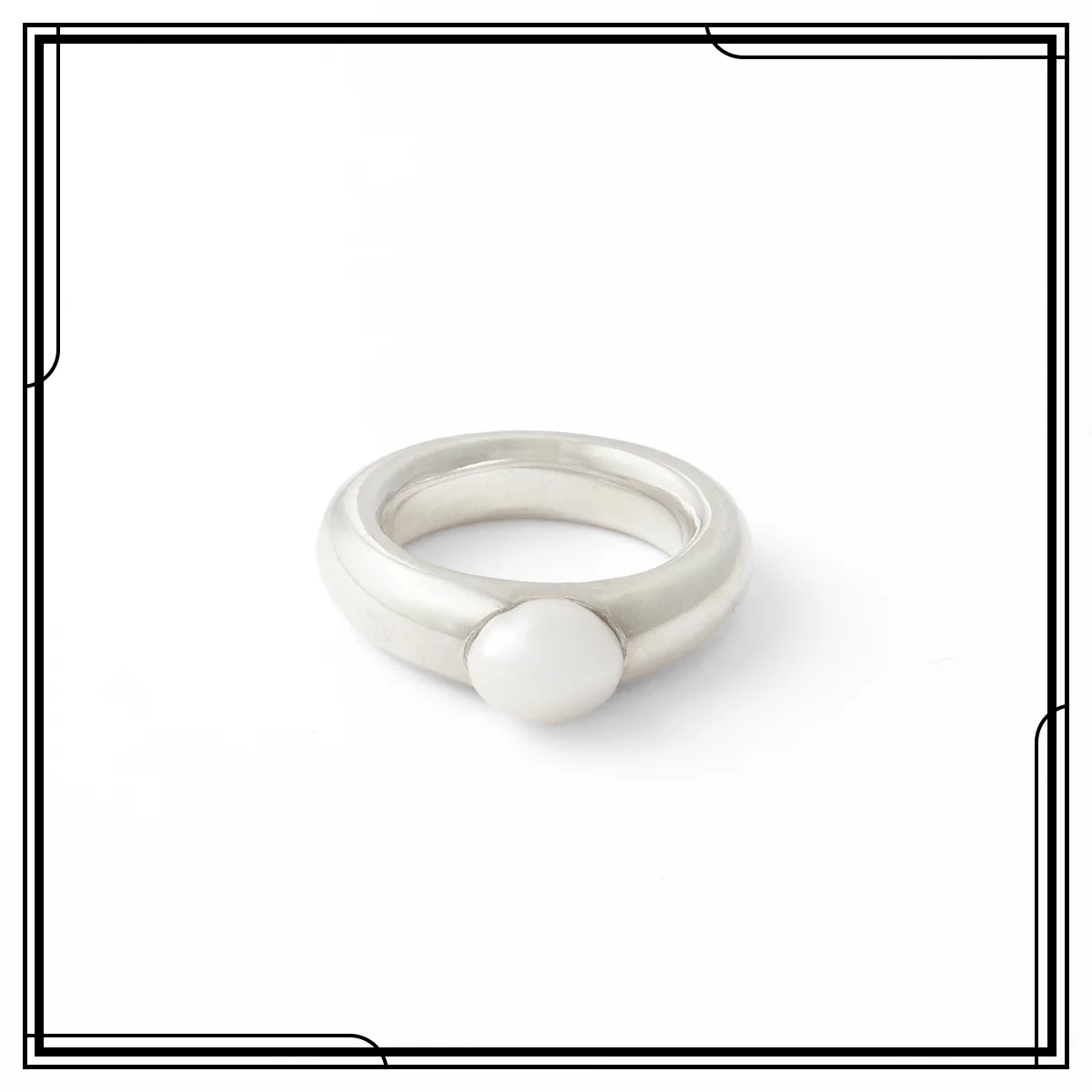 リング〈SV〉￥25,300／プラウ