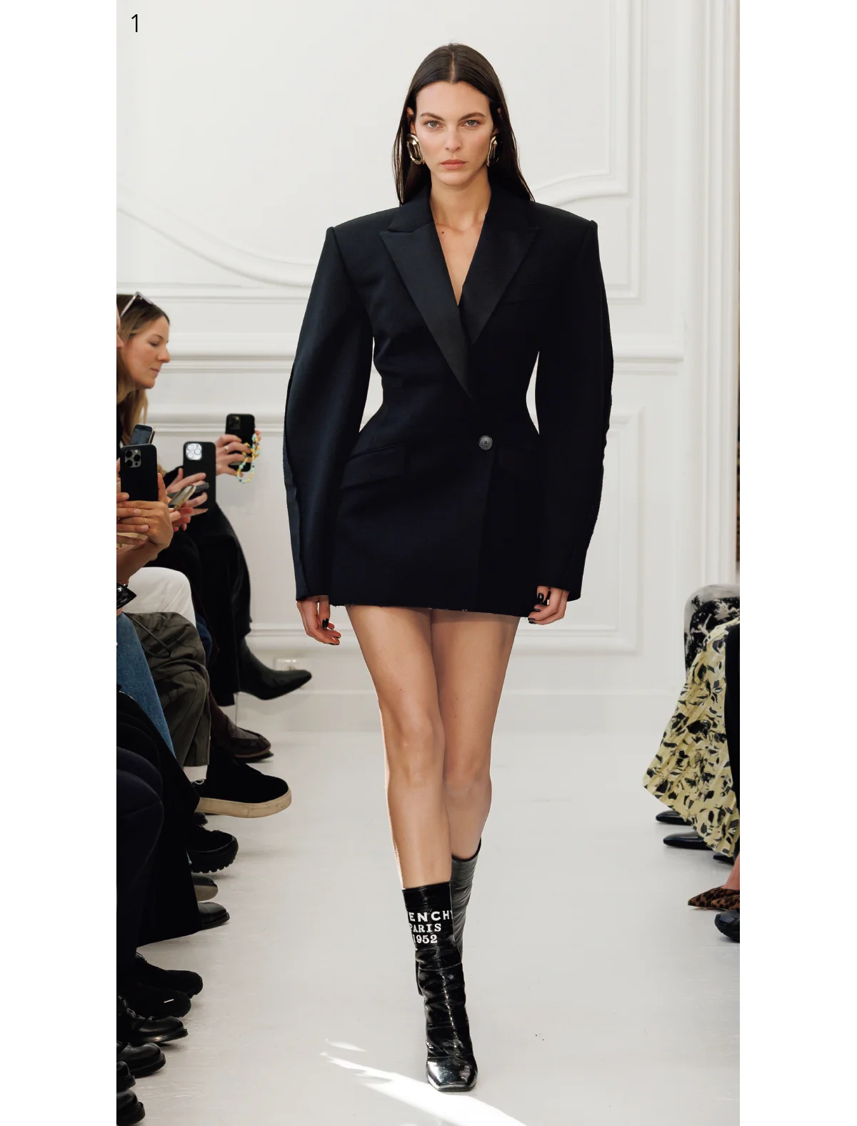 2025-’26AWコレクション　GIVENCHY