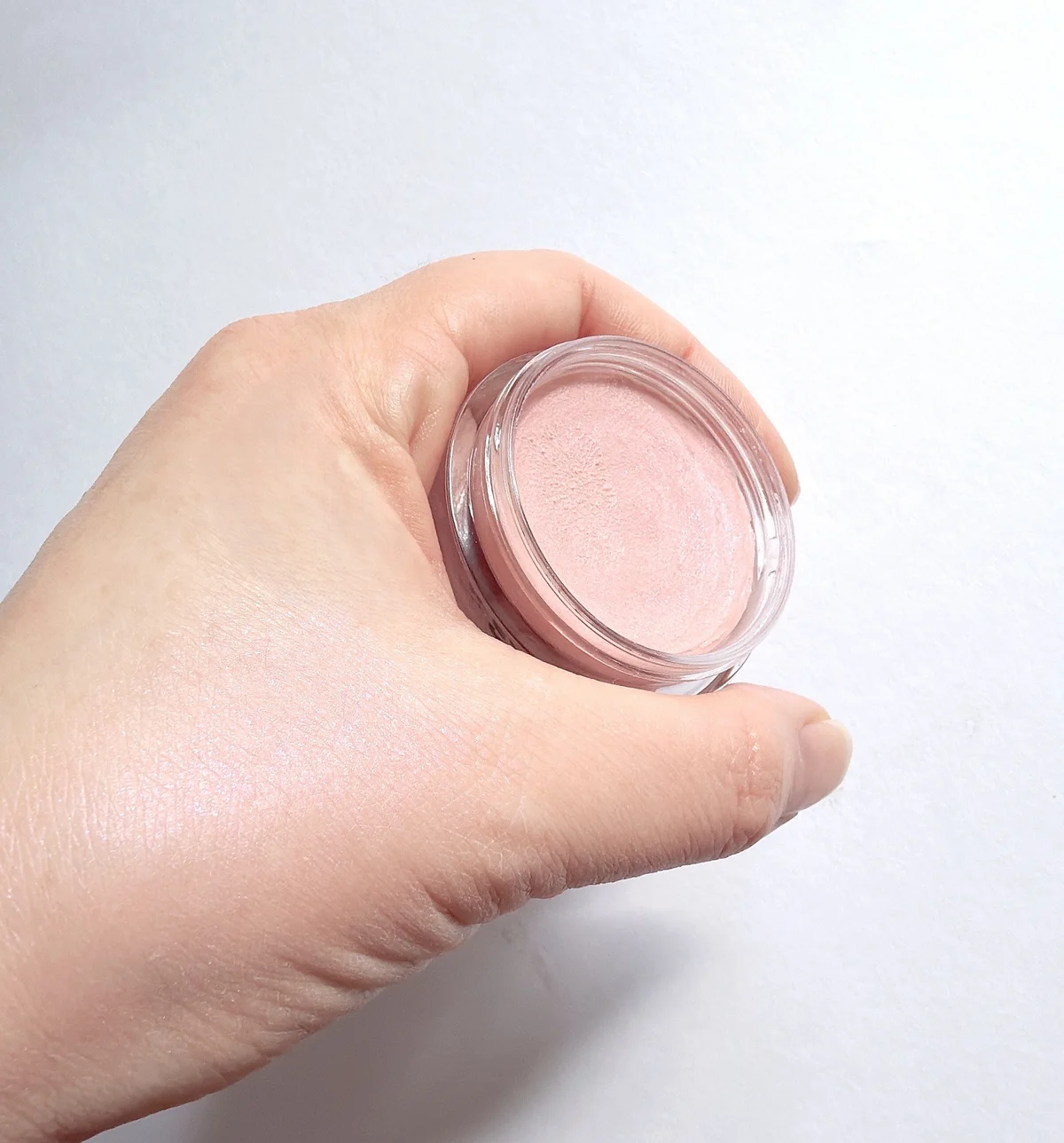 3月3日発売THREE グラムトーンカラーカスタード 09 GENTLE BLOOMのスオッチ