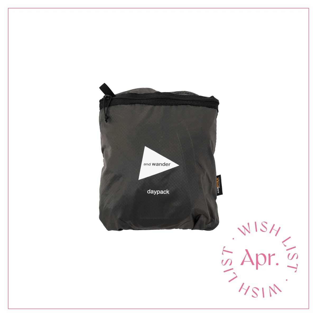 アンドワンダーのリュックはポケッタブル仕様