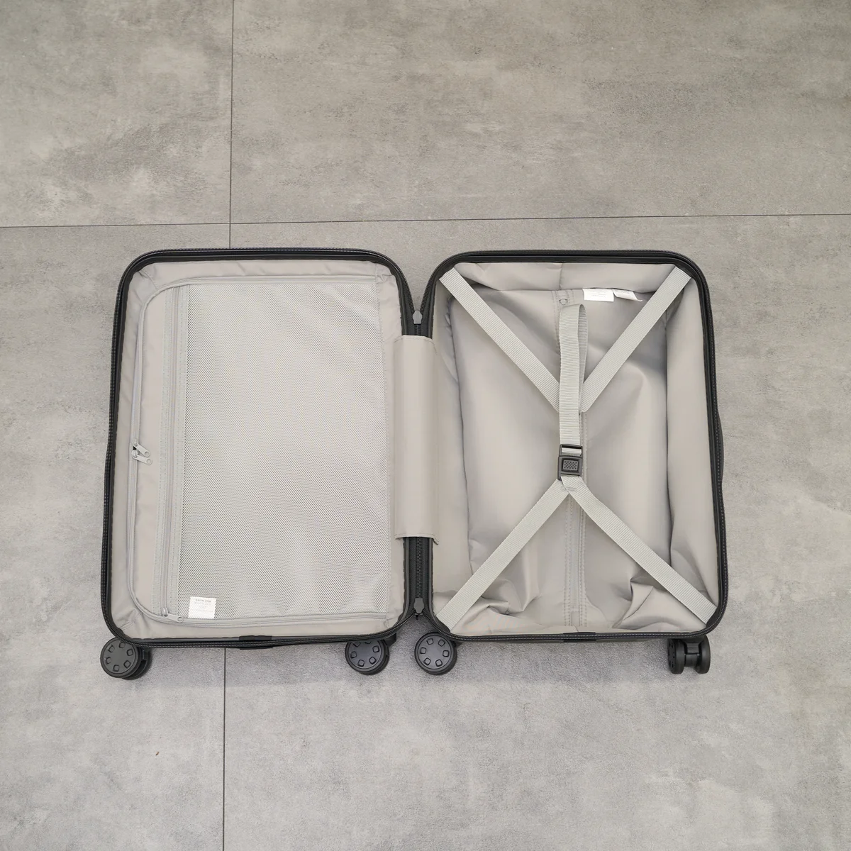 無印良品　キャリーケース
