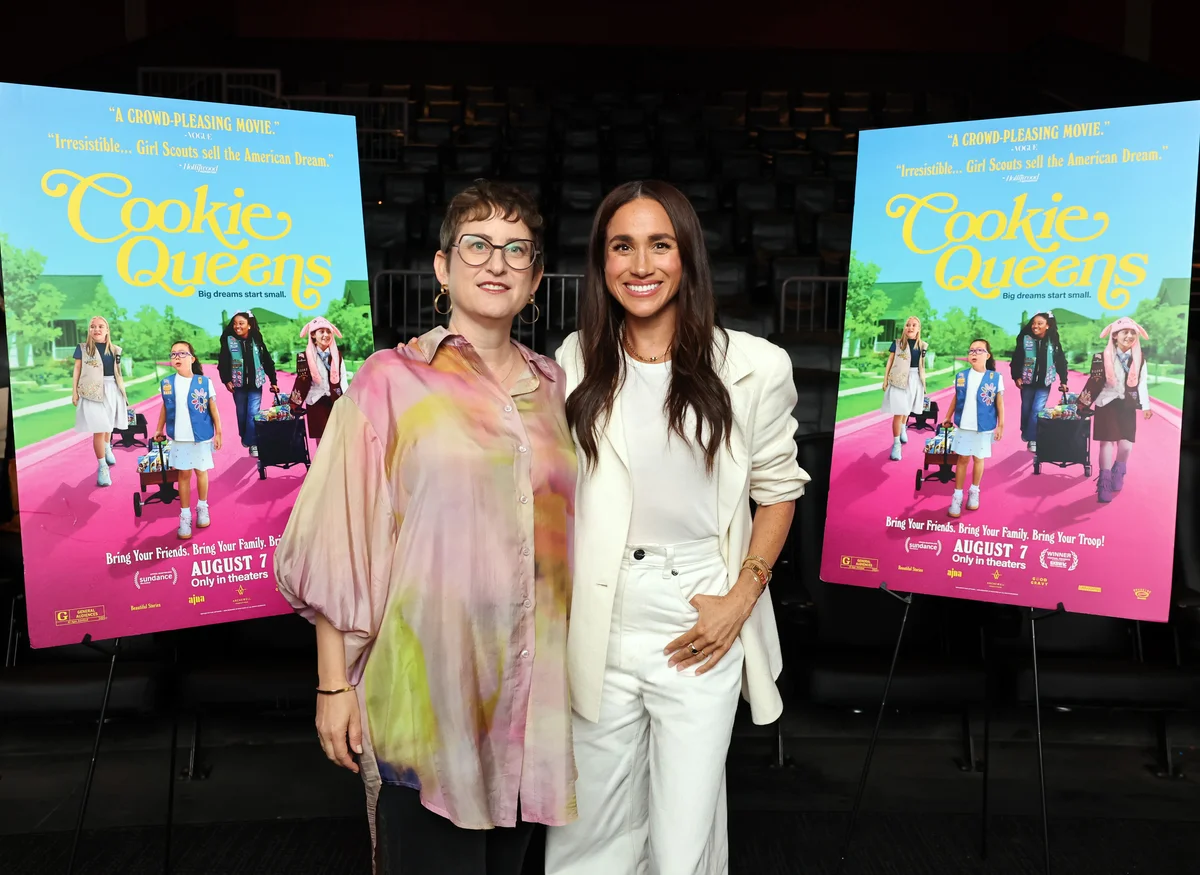 ロサンゼルスで行われた『Cokkie Queens』の特別上映会に出席したメーガン妃とアリサ・ナミアス監督