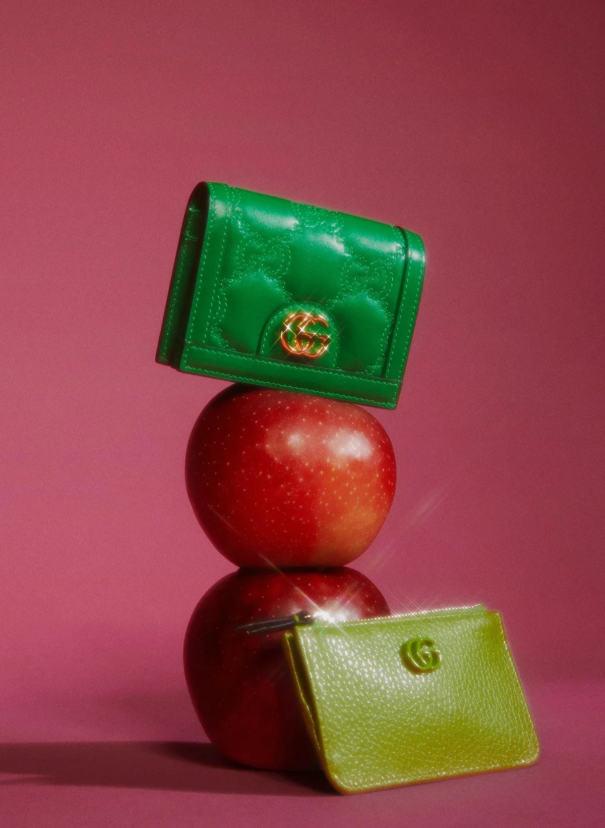 グッチのグリーンの財布とカードケース