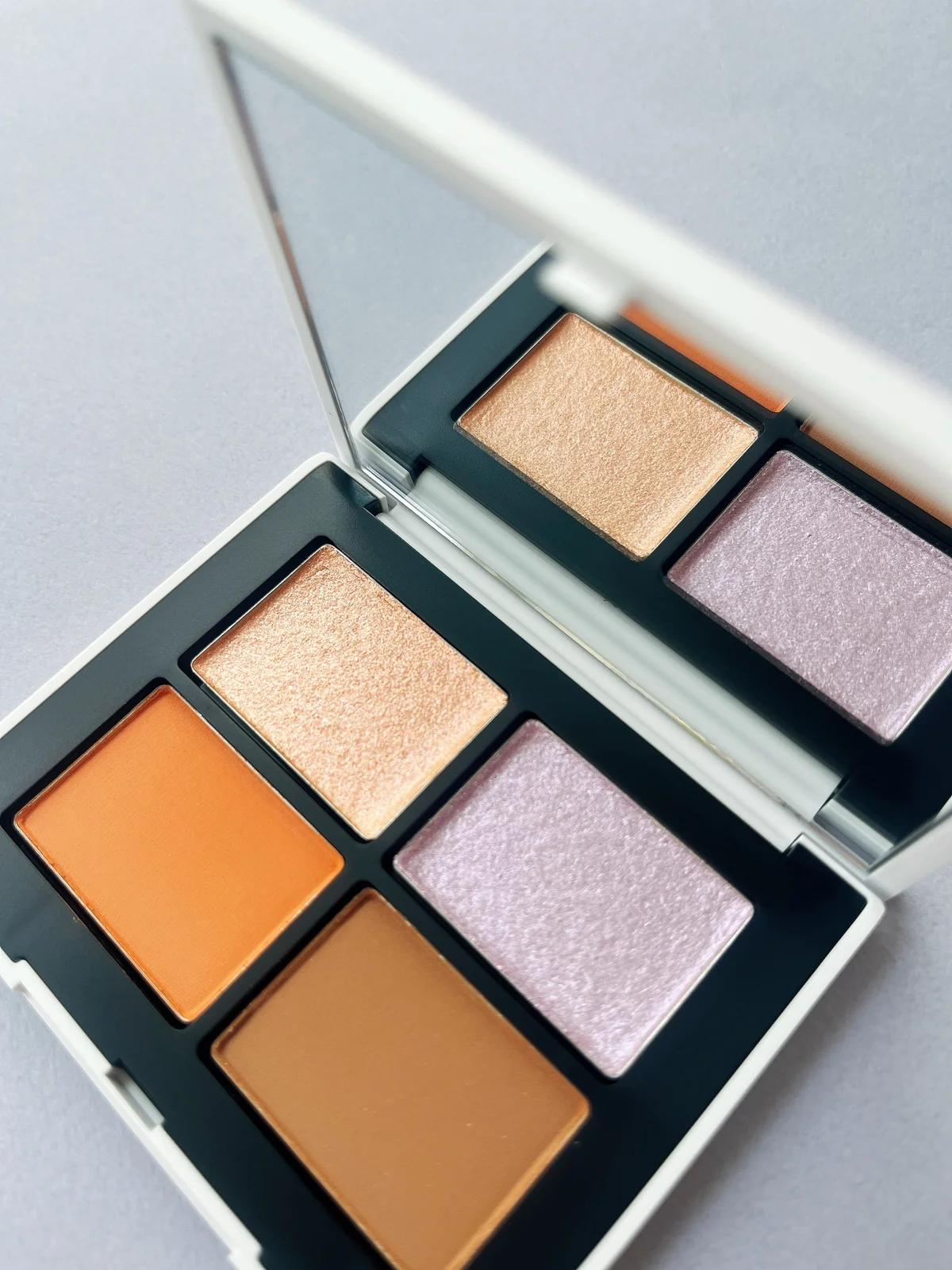 NARS クワッドアイシャドー 04065 限定色　アイシャドウパレット