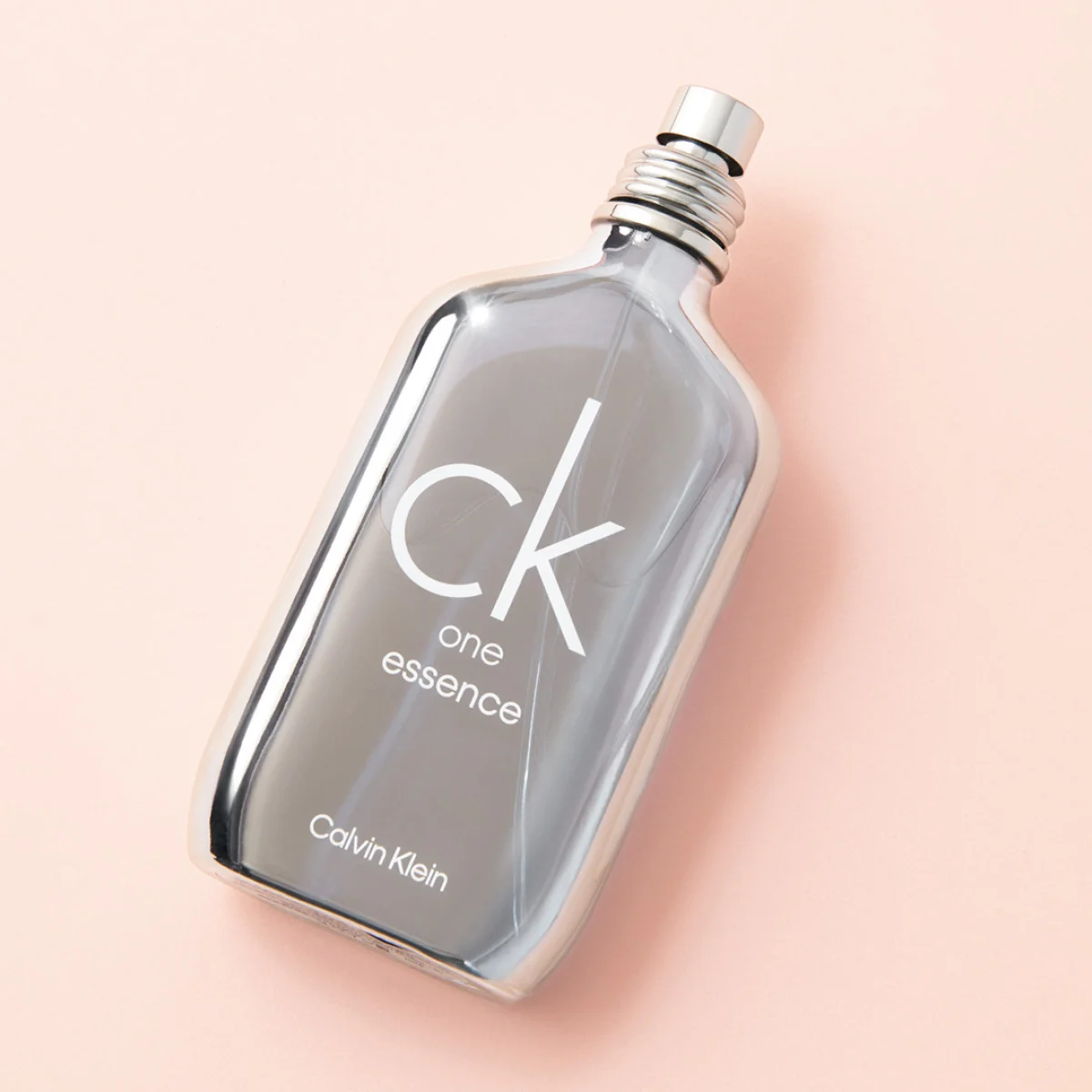 CALVIN KLEIN（カルバン・クライン）の「ck one エッセンス」