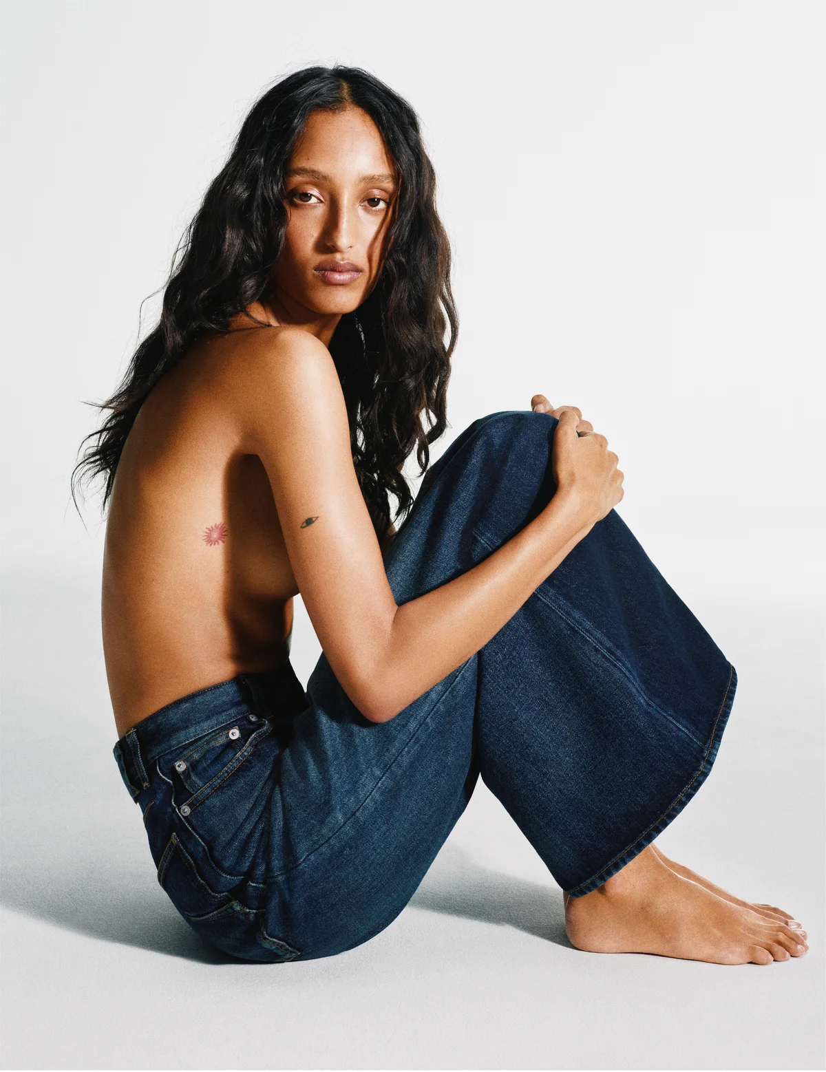 アライア 「ALAÏA DENIM – A STUDY OF THE BODY」