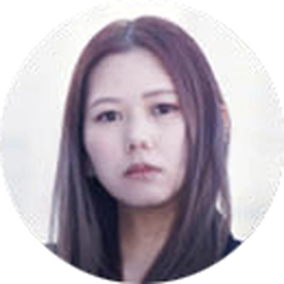 金原ひとみプロフィール画像