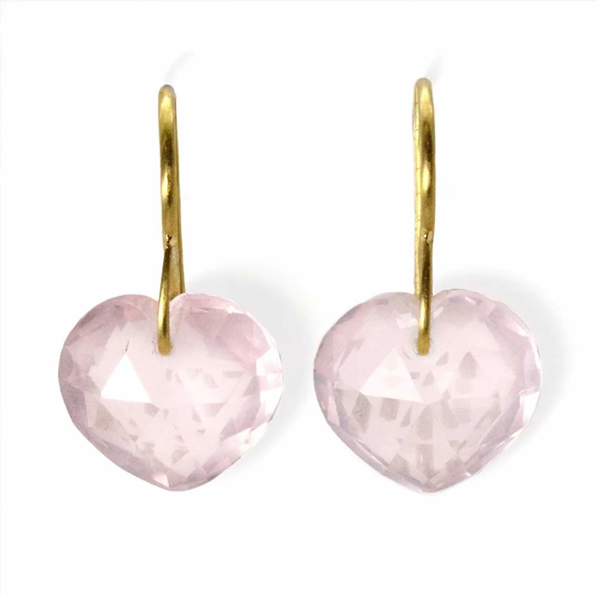 マリーエレーヌ ドゥ タイヤックのロマンティックなハートのローズクォーツを使ったピアス