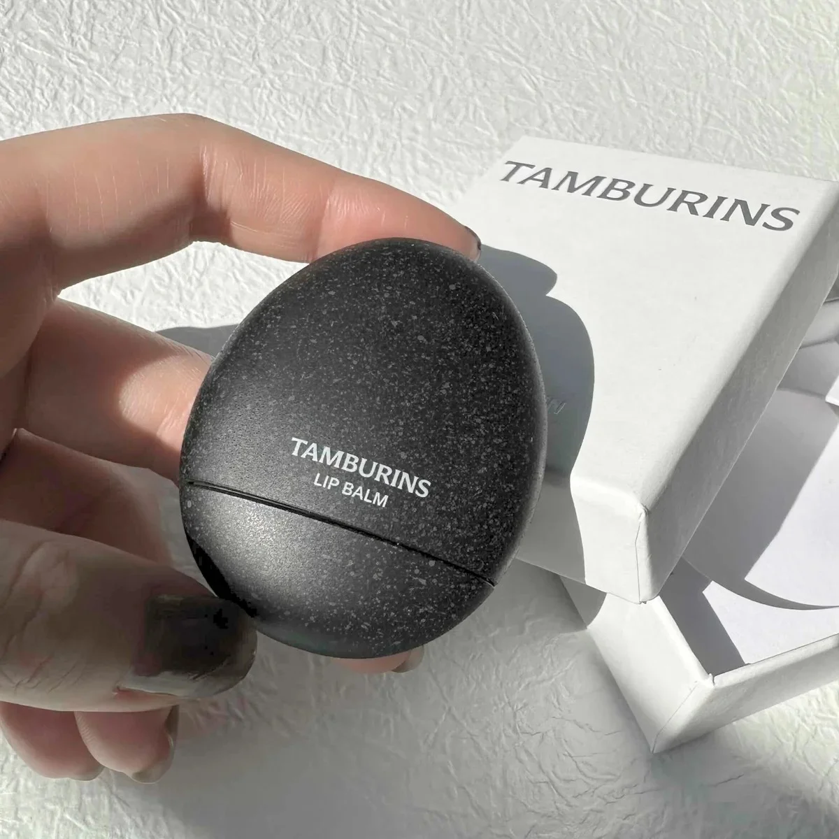 TAMBURINS（タンバリンズ）　ザ エッグ リップバーム