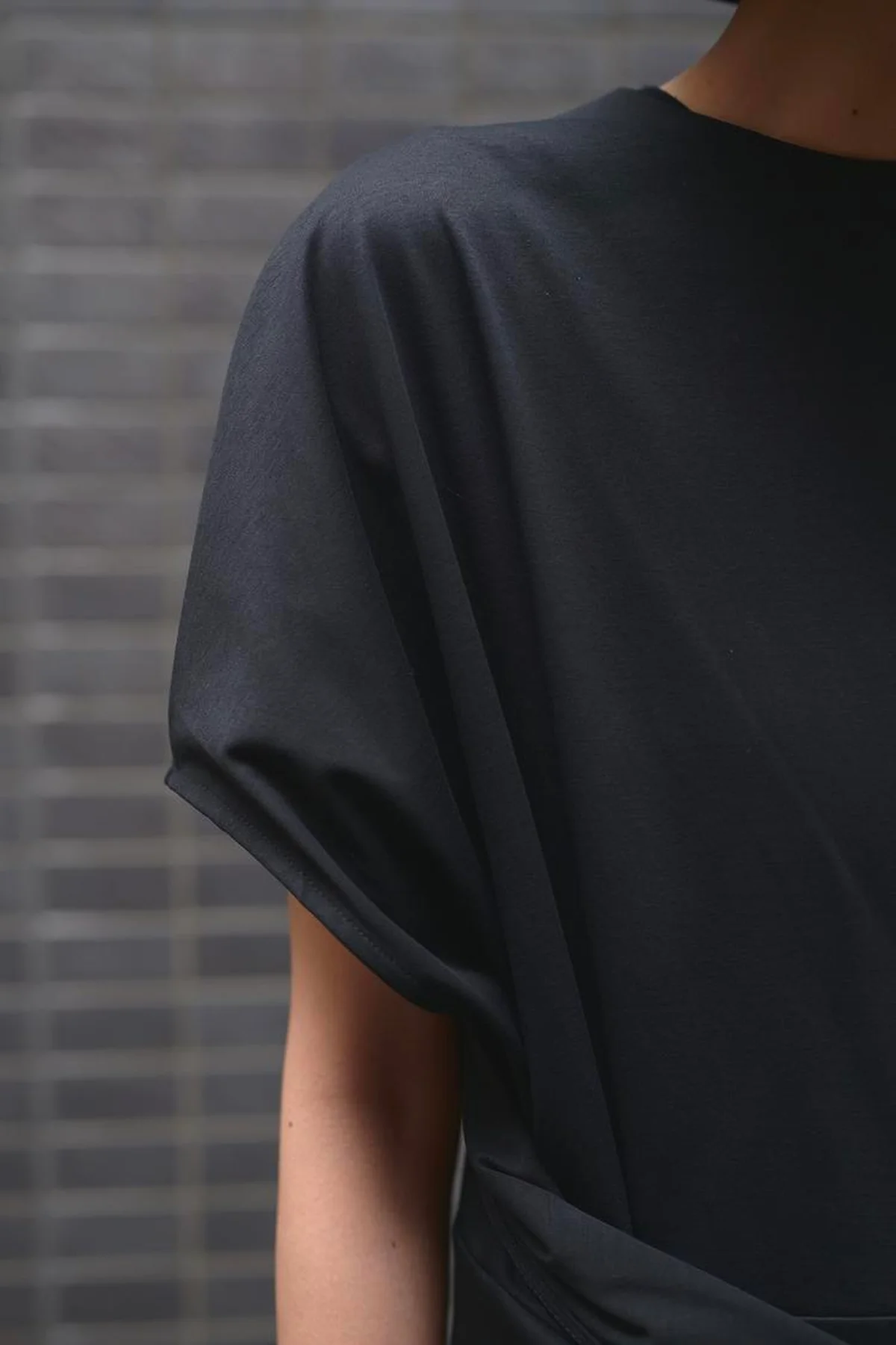 フォトコピュー ドレス 黒 スリーブ