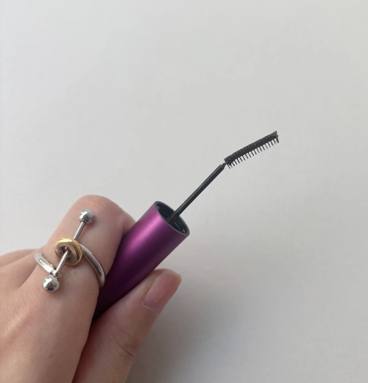 デジャヴュ　dejavu  マスカラ　アイメイク　塗るつけまつげ　自まつげ際立てタイプ　ブラシ　