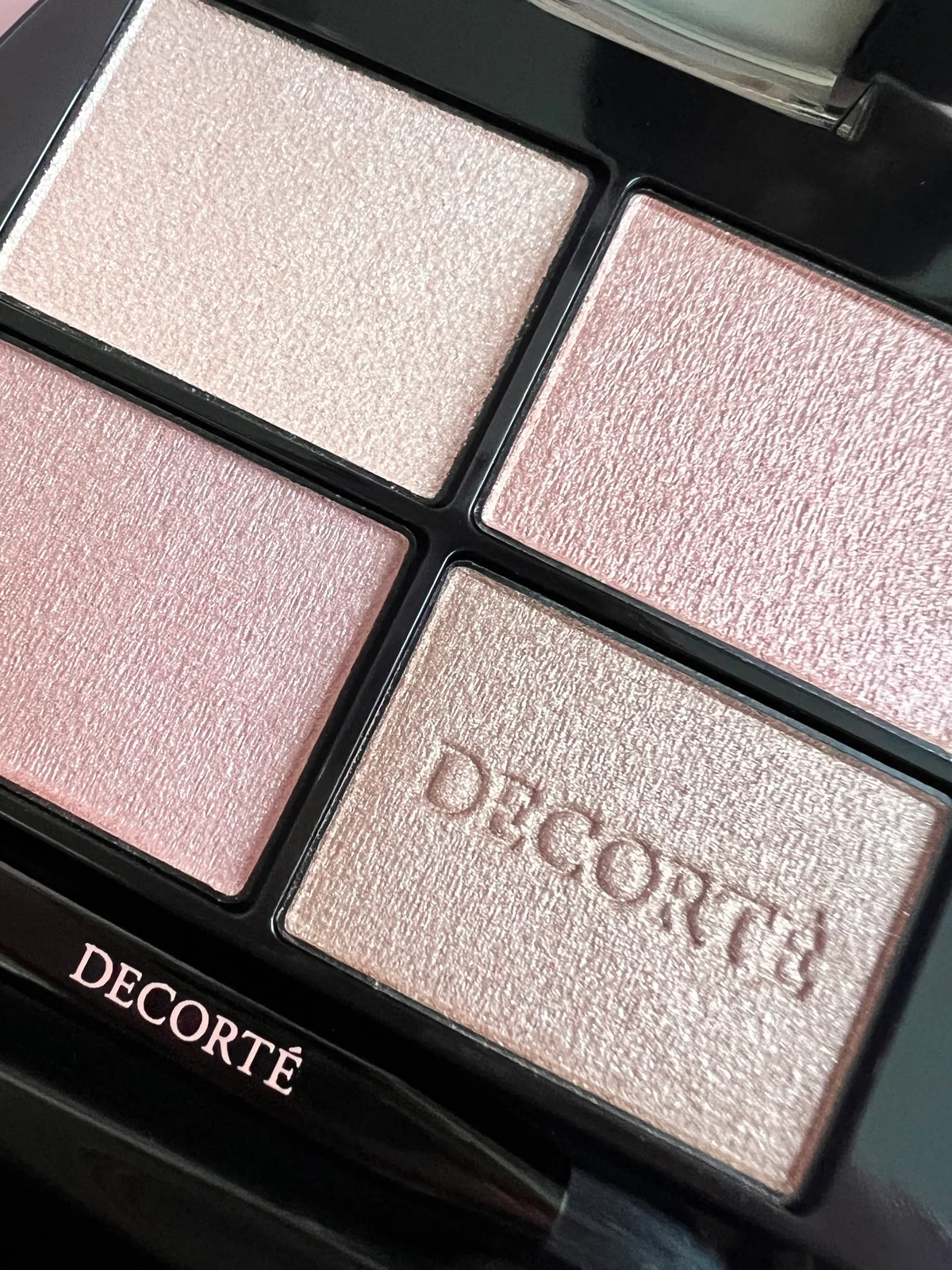 コスメデコルテ スキンシャドウ デザイニング パレット 10の画像