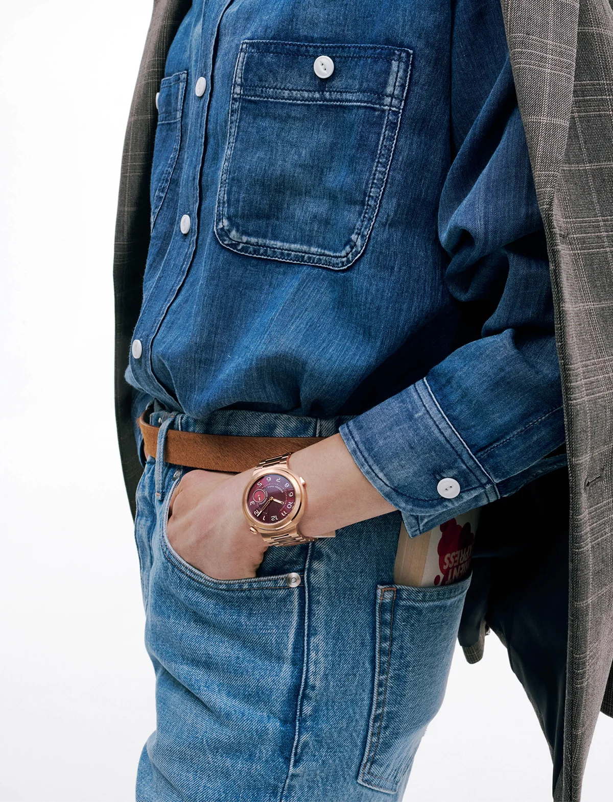 HERMÈSのゴールドブレスウォッチ「Hermès Cut Le temps suspendu」