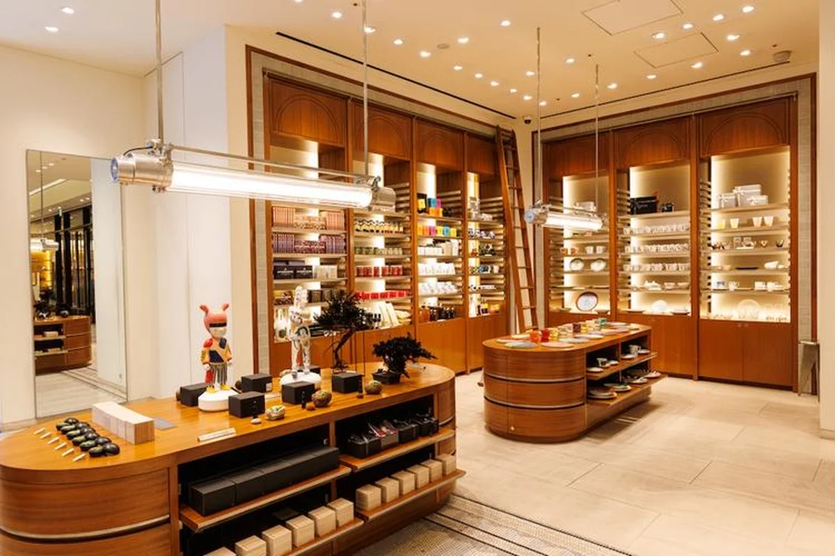 「バーニーズ　ニューヨーク銀座本店」のギフトコーナー「CHELSEA GIFT」