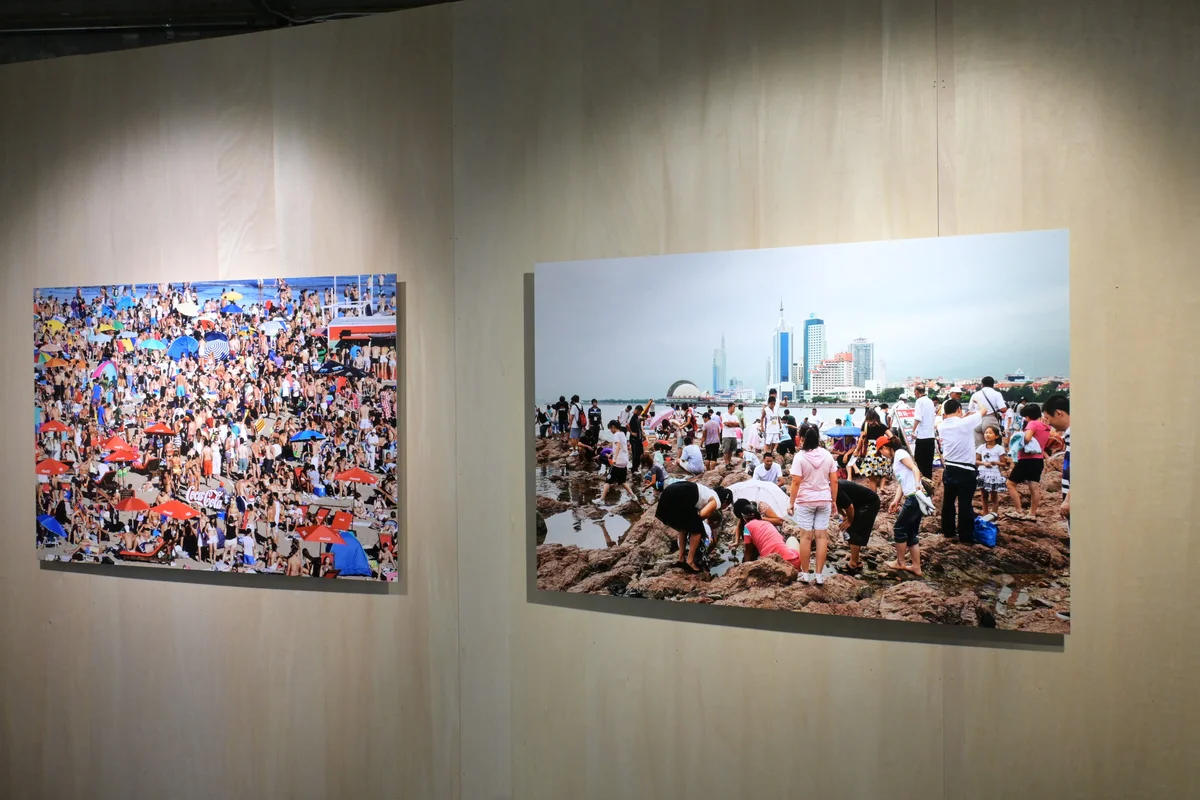 マーティン・パー『Small World』展示風景
