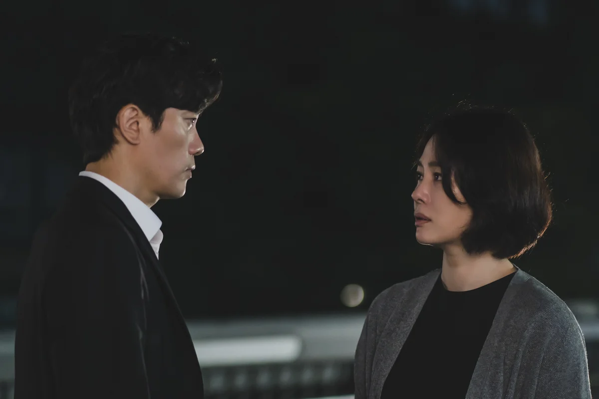 最新韓国映画　Netflix　車輪　パク・ヒスン　キム・ヒョンジュ