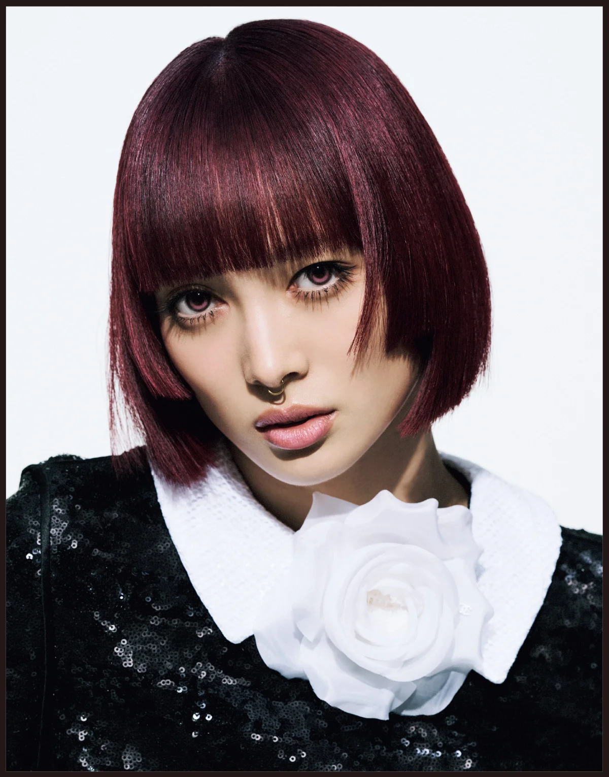 XGのJURIN　シャネルを着用