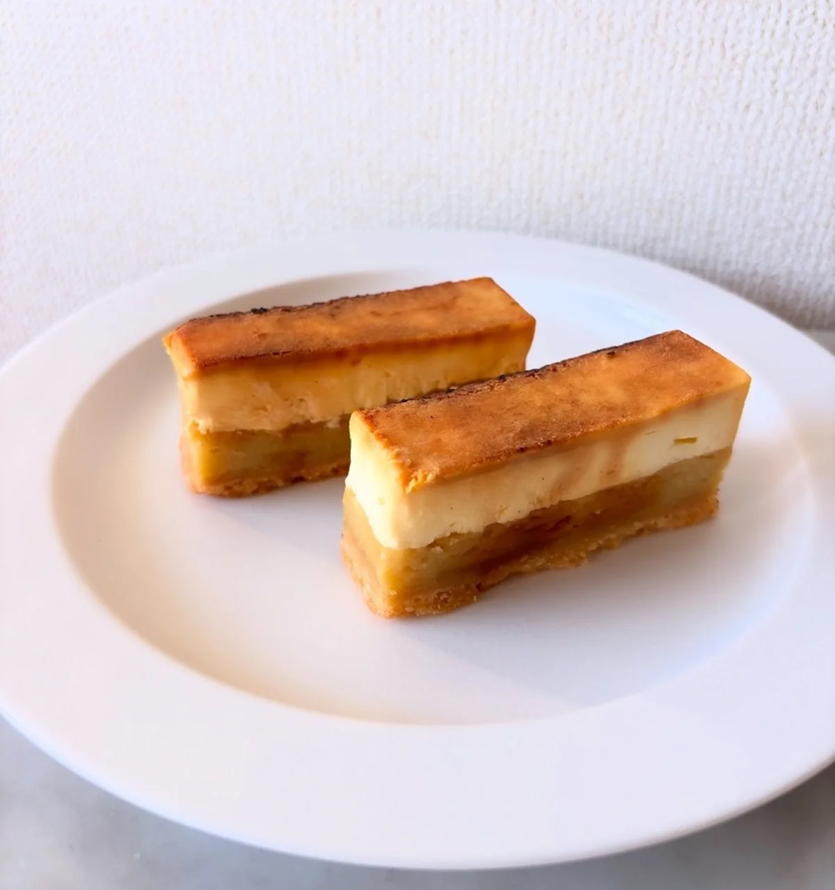 大三萬年堂HANAREの芋ようかんブリュレ、チーズケーキ仕立て