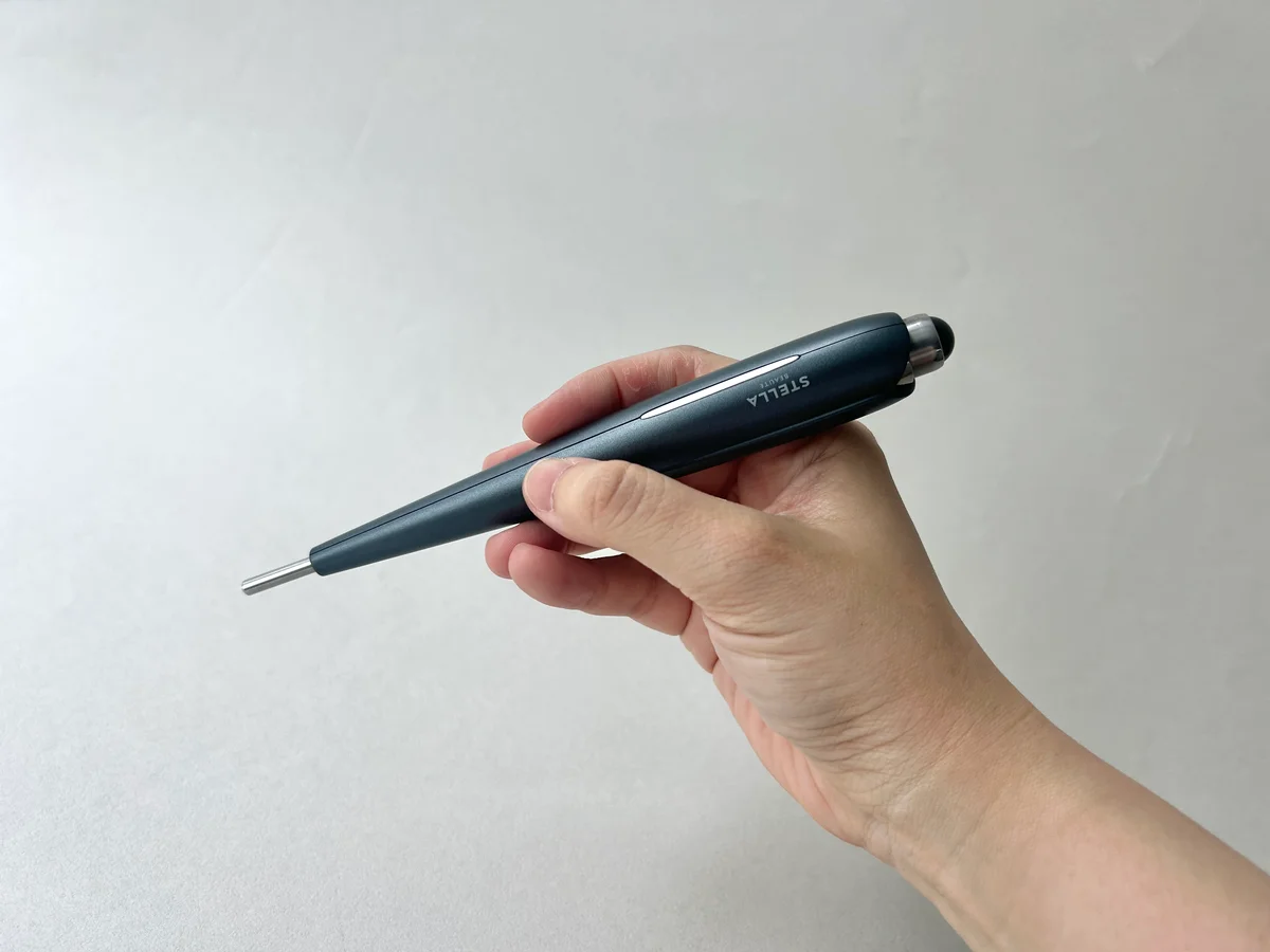 ステラボーテの「ビューティフェイススティックRin」本体