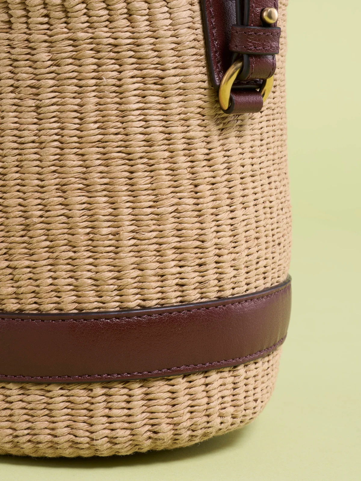 クロエのナチュラルファイバー製Chloé Charmsバスケットバッグ 