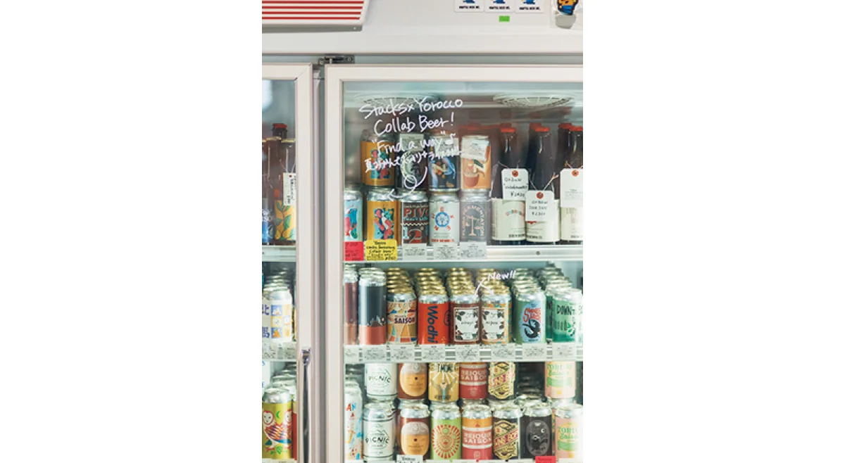書店　stacks bookstore　ビール
