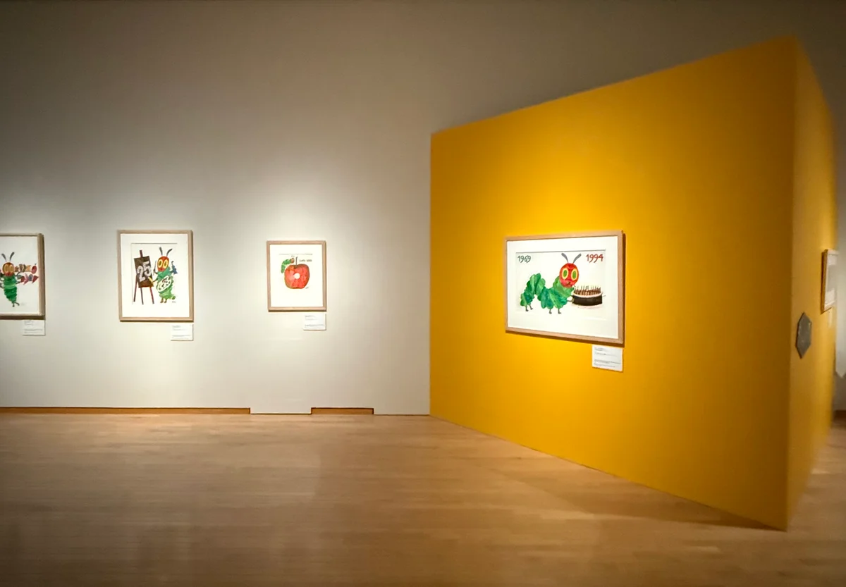 『はらぺこあおむし』のカラフルな世界を体の画像_2