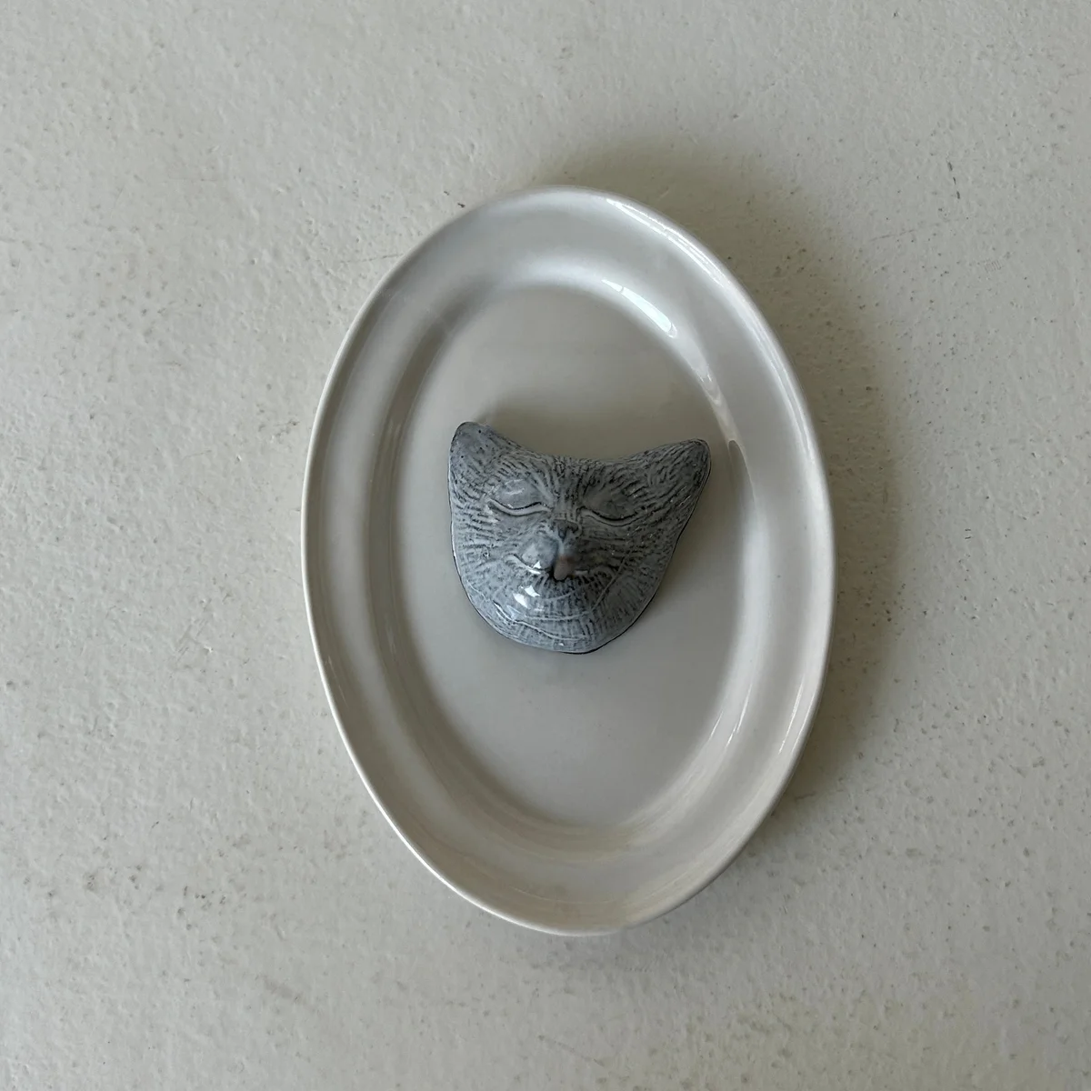 オジャクラフトお香立て 眠り猫