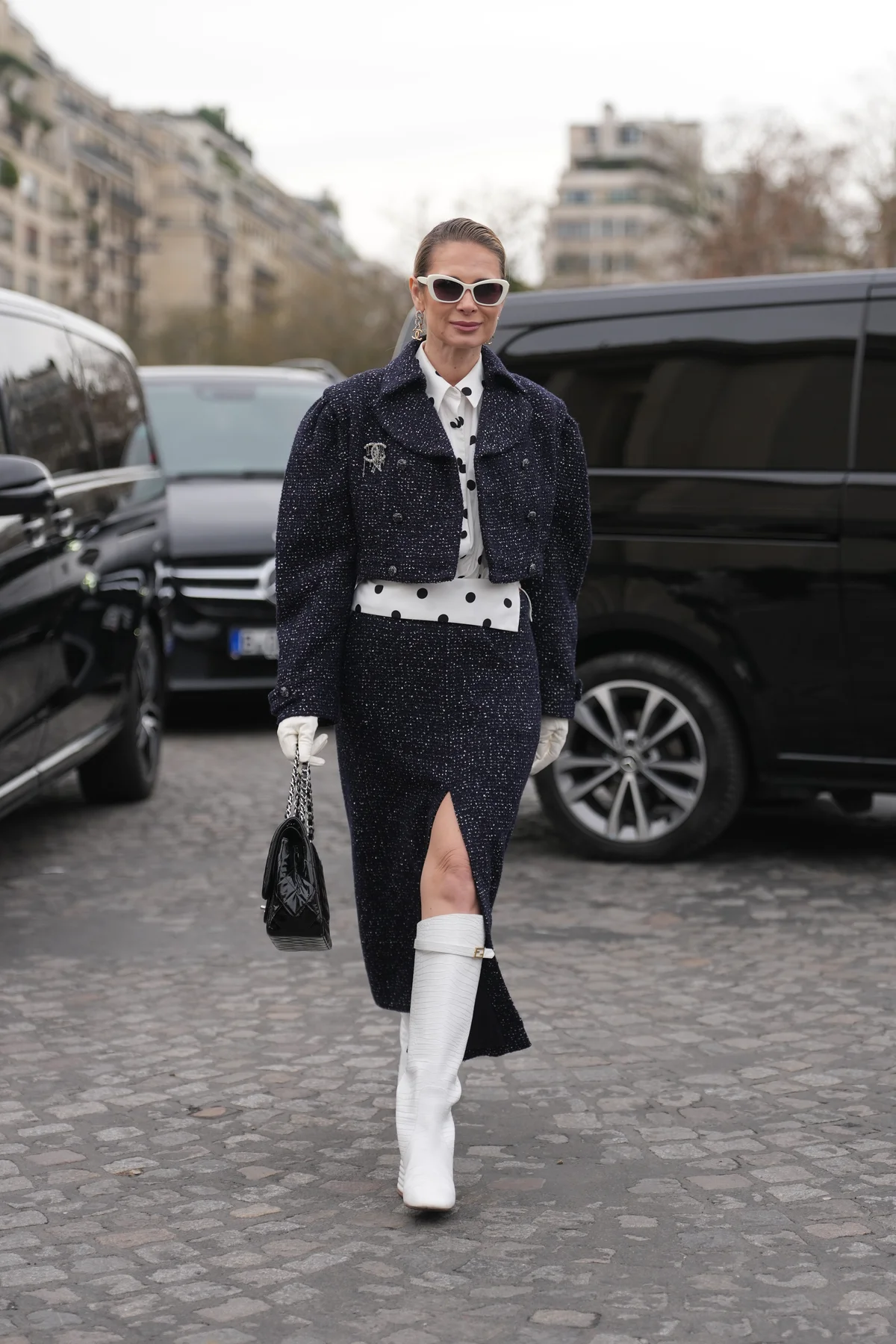 スリットスカートを取り入れたコーディネート