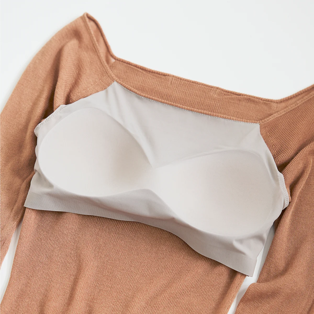 SPURSHOP別注カシミヤ混カップつき 美ニットトップス ロングスリーブ