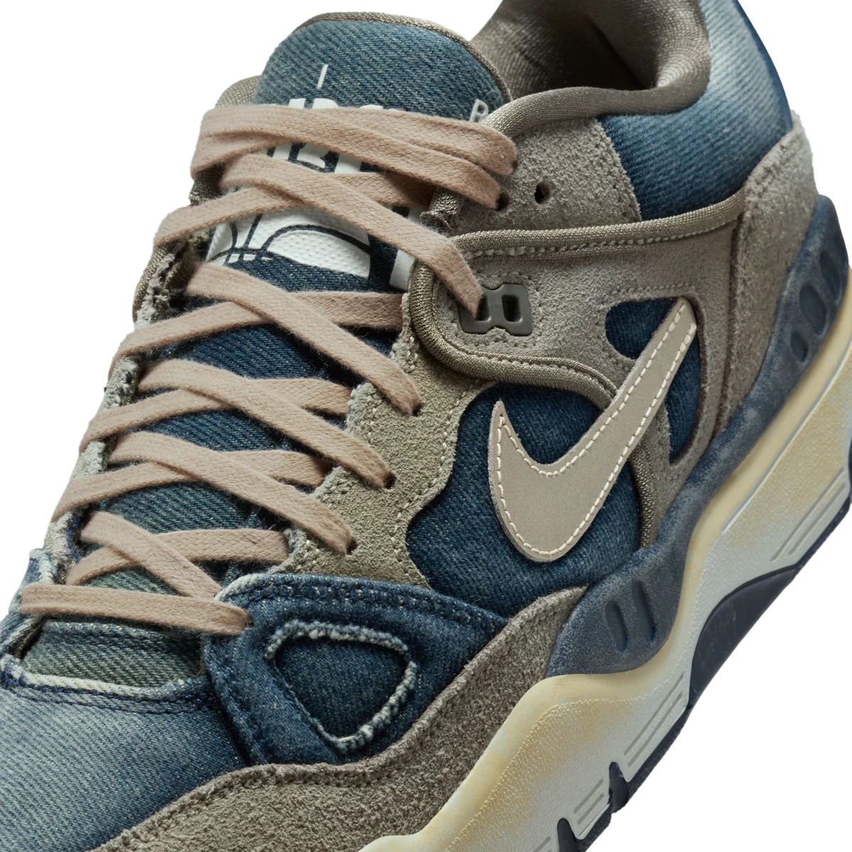Levi’s® × NIGO × NIKE AIR FORCE 3