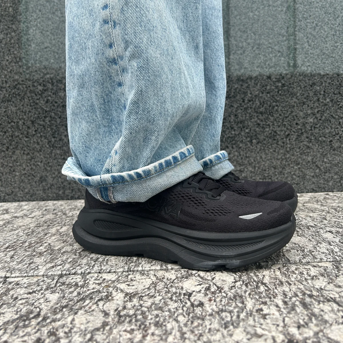 ボンダイ9　ホカ　着用