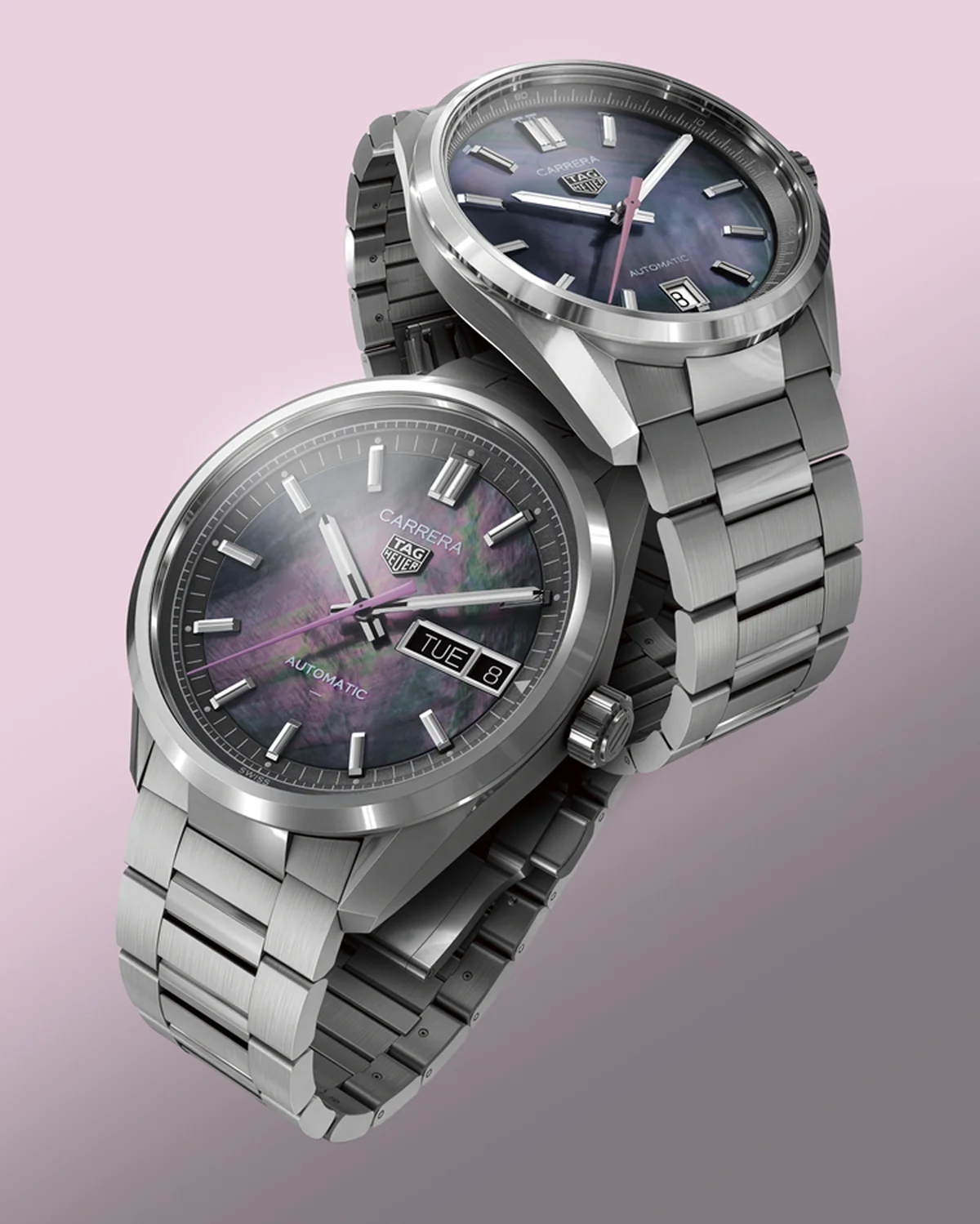 「タグ・ホイヤー」のアイコンコレクションである「カレラ」に新たに加わった日本限定の2モデル。共に桜からインスパイア