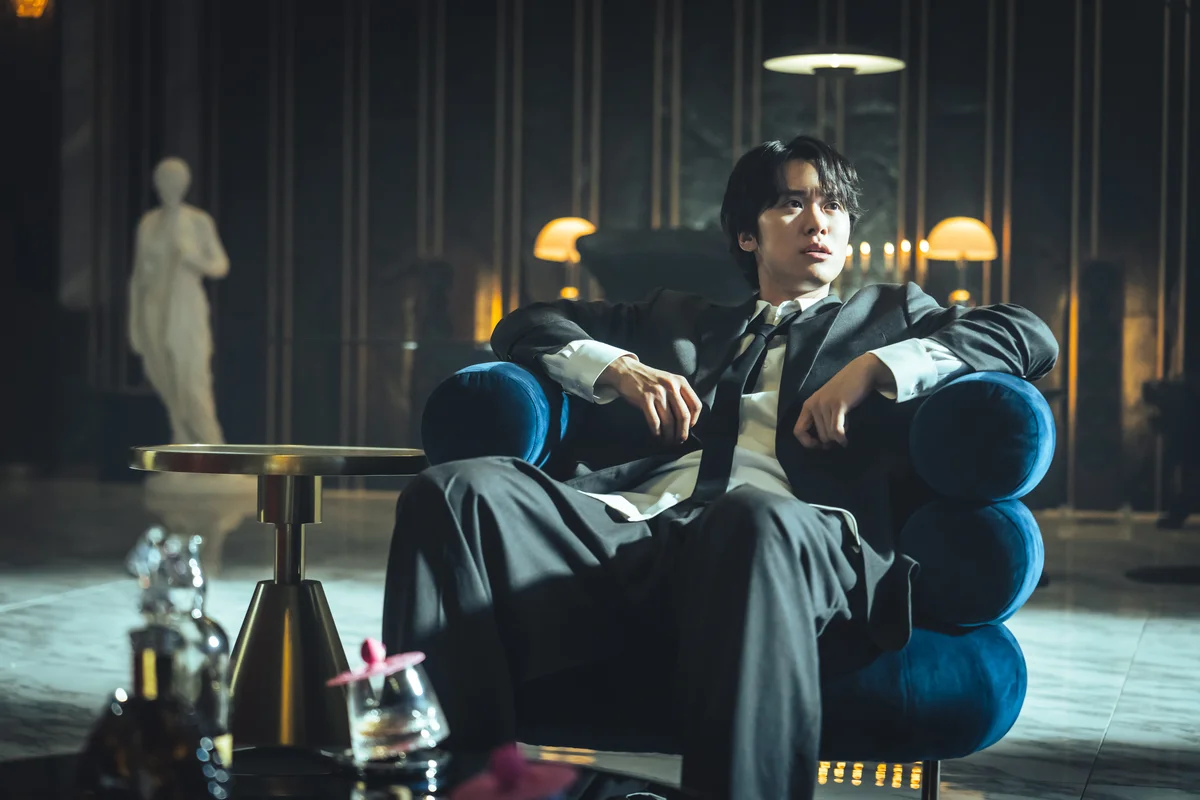 Netflix最新韓国ドラマ　ソ・ジソブ『広場』場面写真