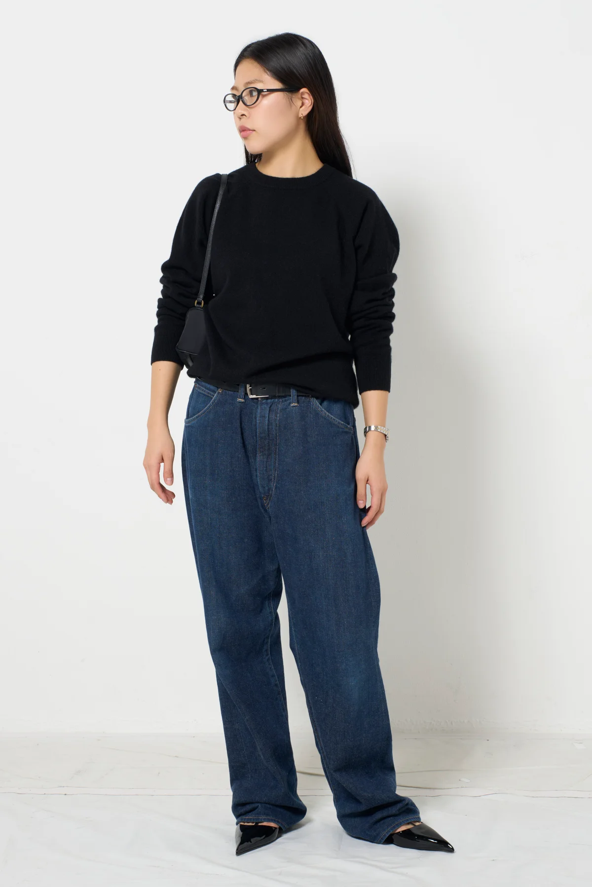 究極カシミヤニット BLACKのコーディネート写真　SPURSHOP×椎名直子×ARROW57.