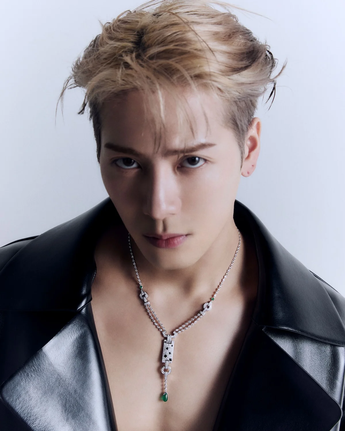 ジャクソン・ワン　Jackson Wang カルティエ　Cartier　ハイジュエリー　MAGICMAN 2