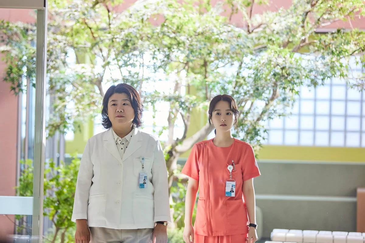 Netflix最新韓国ドラマ　今日もあなたに太陽を ～精神科ナースのダイアリー　パク・ボヨン