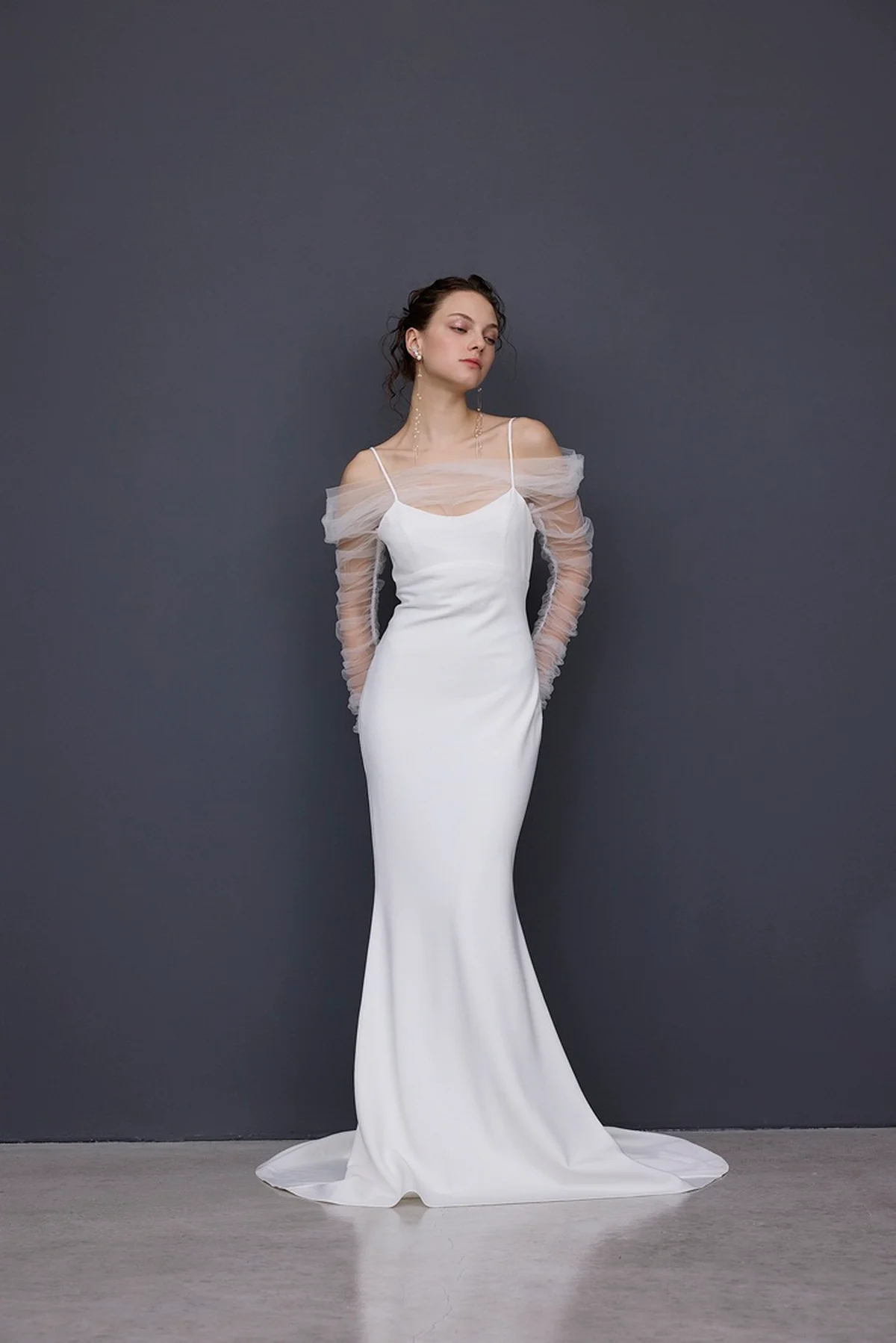 ミラーミラーのアップサイクルドレス￥341,000（レンタル）