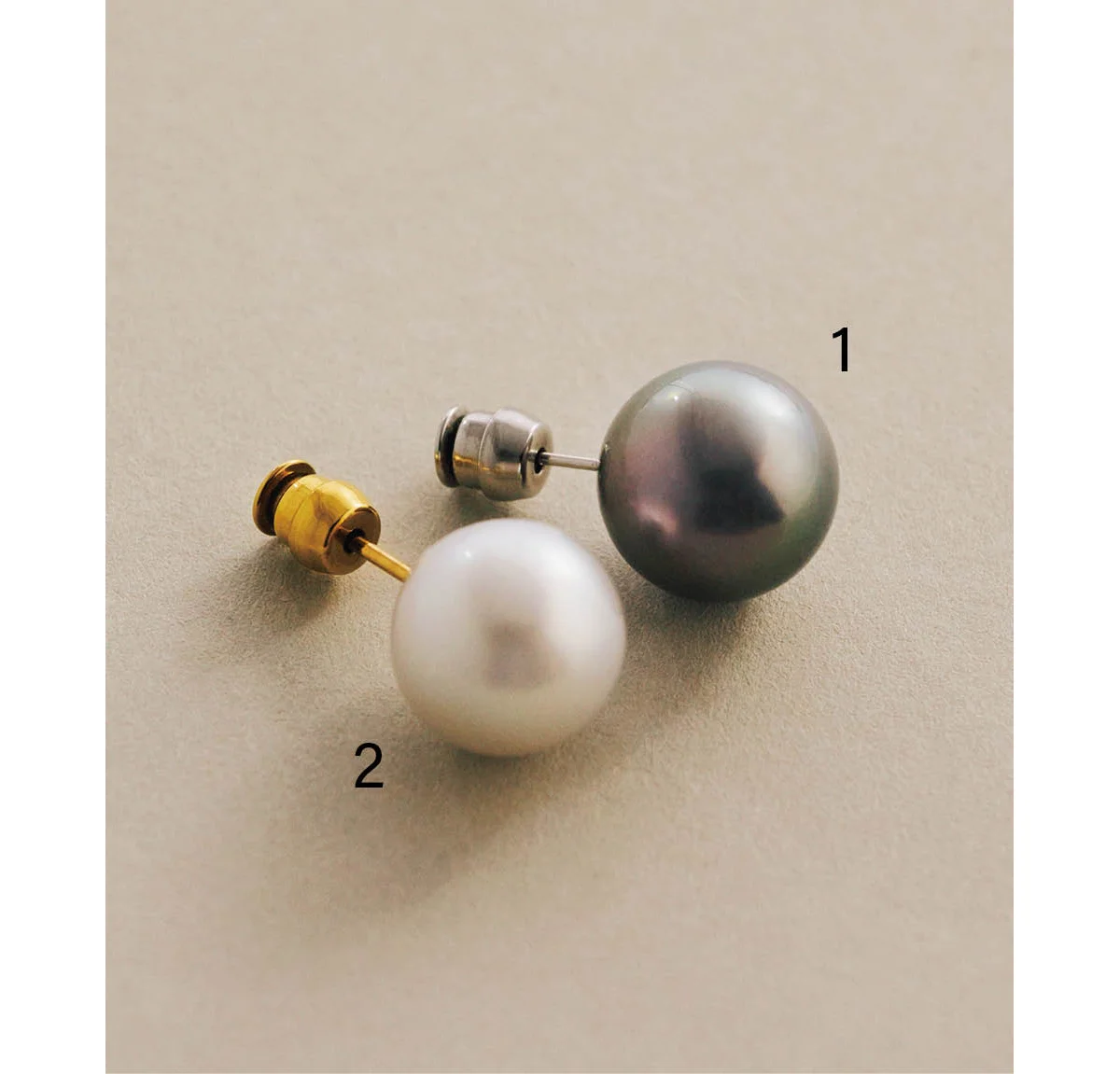 ジャーナリスト・本間恵子さんの私物である、南洋真珠と黒真珠のピアス