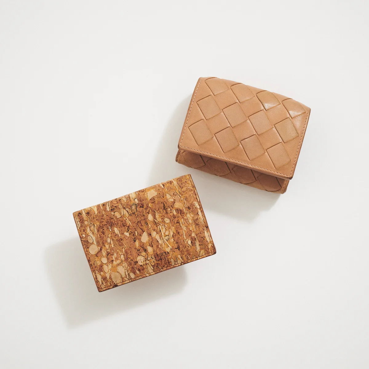 ボッテガ・ヴェネタの財布と名刺入れ