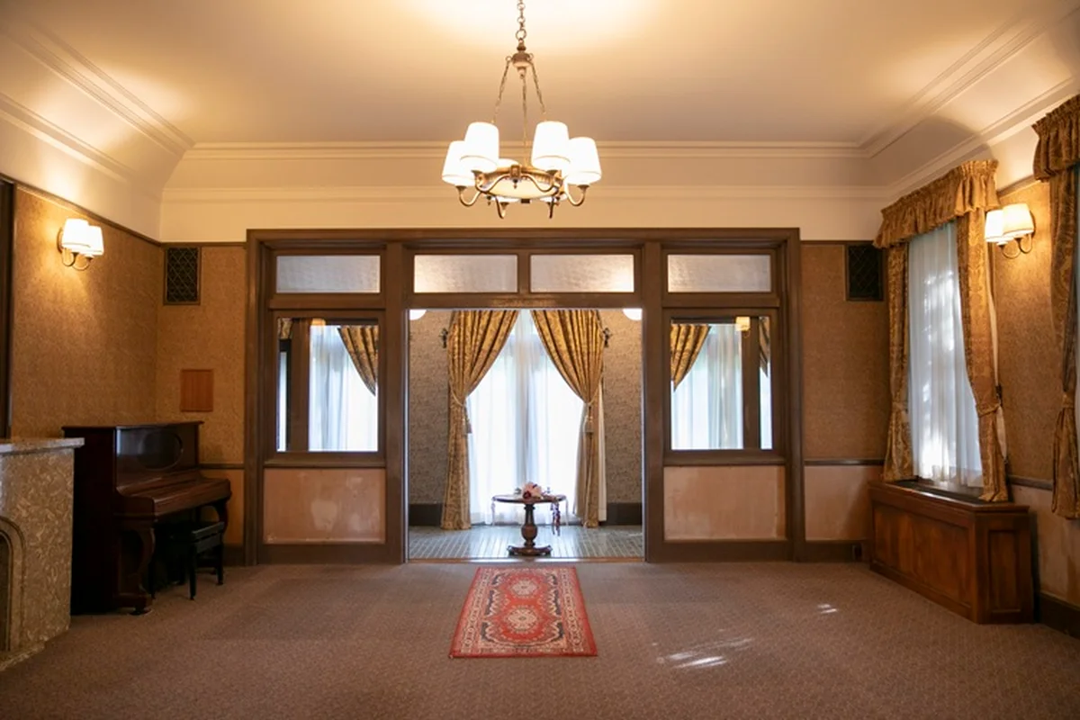 東京・目白台に佇む「旧細川侯爵邸 和敬塾本館」室内でセレモニーも可