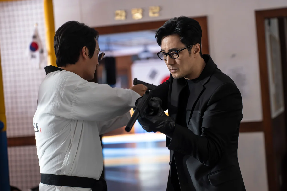 キム部長と元オリンピックメダリストのソン・ハンス Netflixシリーズ「エージェント・キム: リアクティベーティッド」